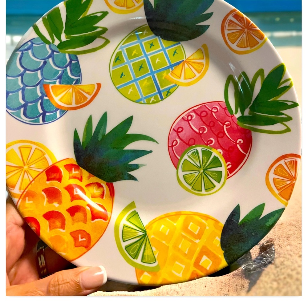 NWT 10 Melamine Pineapple Lemon 🍋 Plates Summer